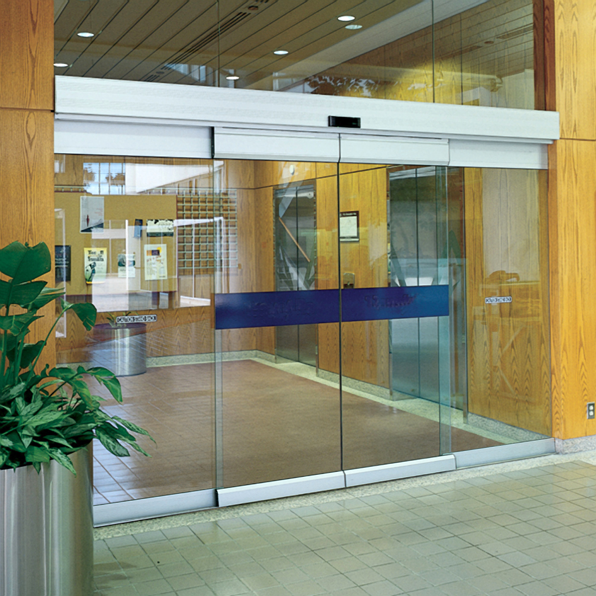 Automatic Door in Qatar